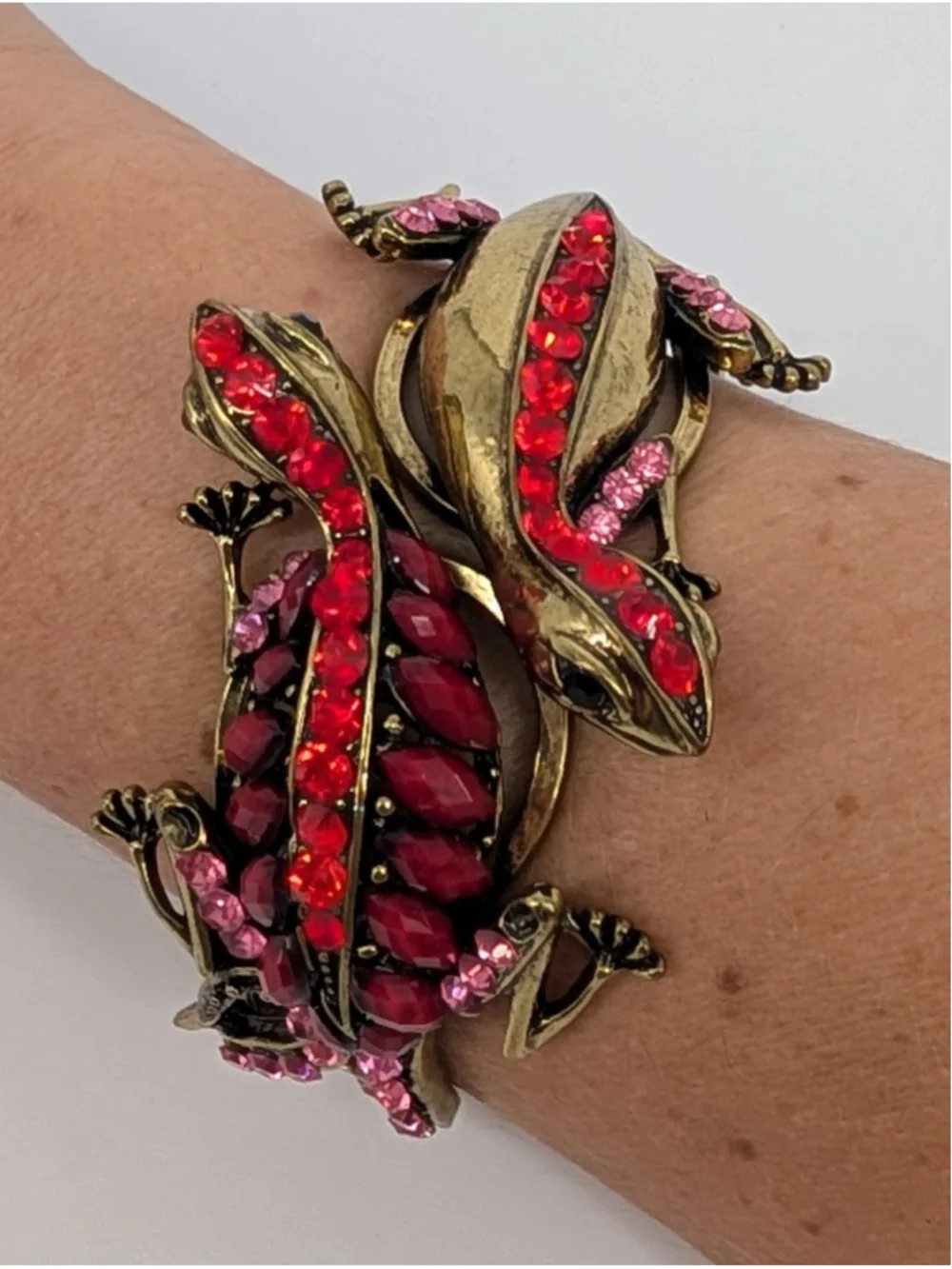 Lizard Rhinestone Hinged Cuff Bracelet Red Pink Gold Tone Statement Signed SDLZ